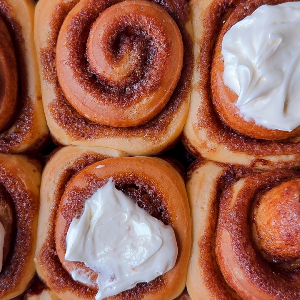 The Best Cinnamon Rolls Ever